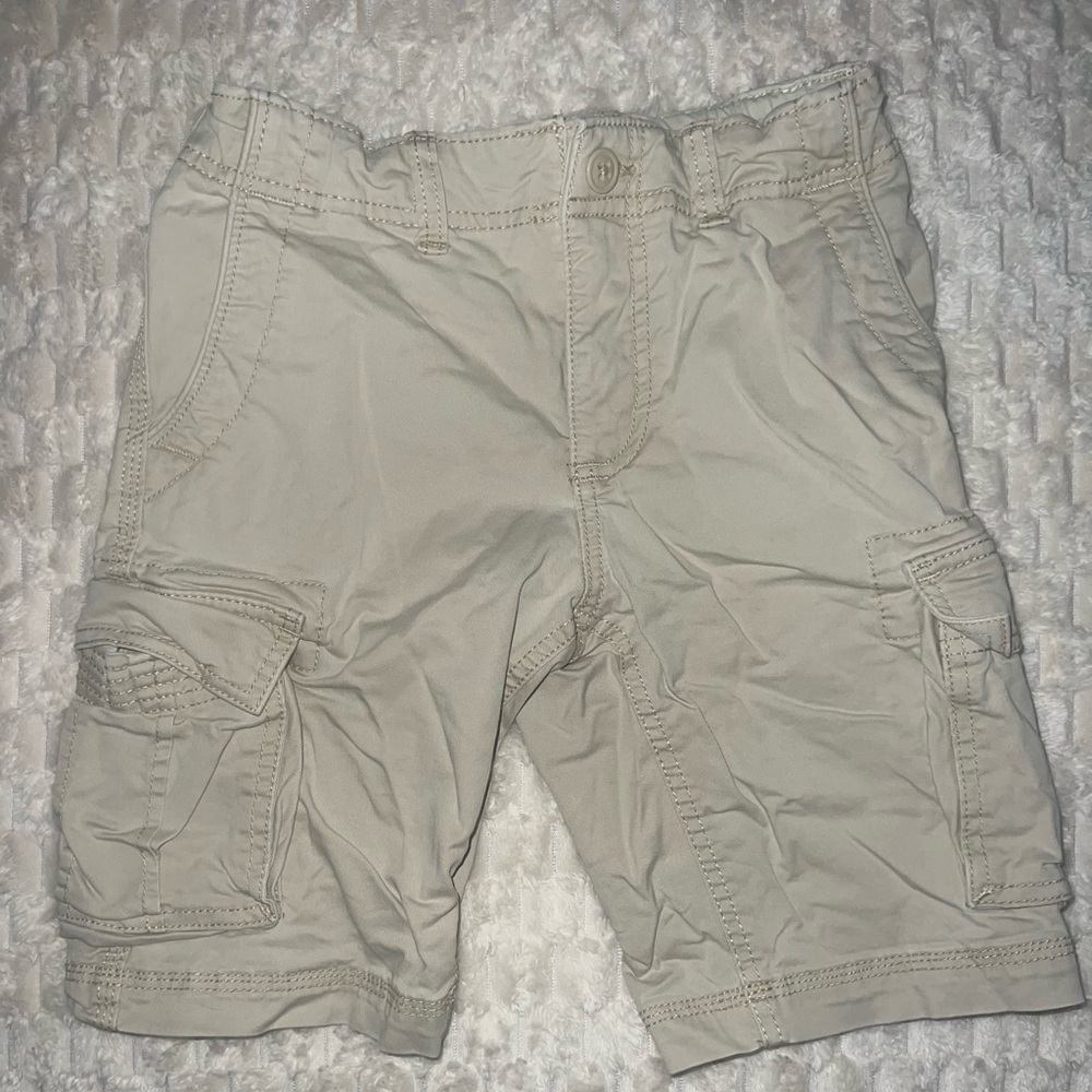 Boys Gap light khaki cargo shorts, sz 8